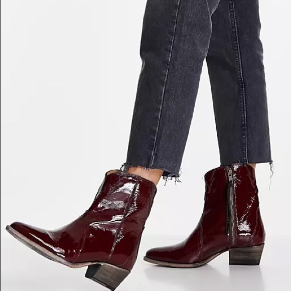 FREE PEOPLE WESTERN NEW FRONTIER PATENT BOOTS - Picture 2 of 6